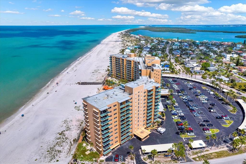 880 MANDALAY AVENUE UNIT C809 CLEARWATER BEACH, FL 33767