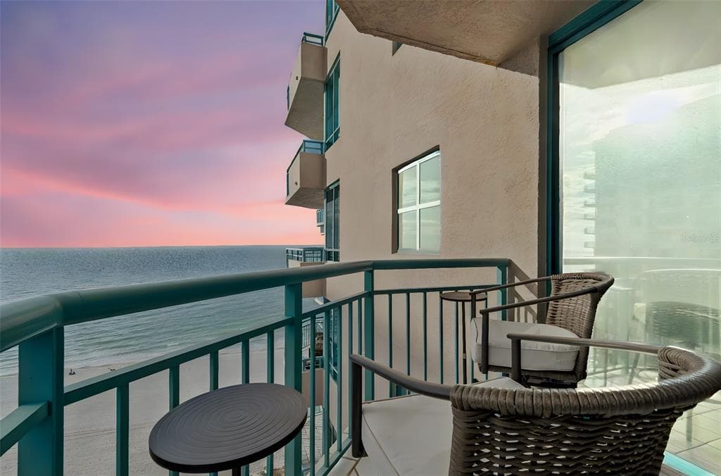 1520 GULF BOULEVARD UNIT 1707 CLEARWATER BEACH, FL 33767