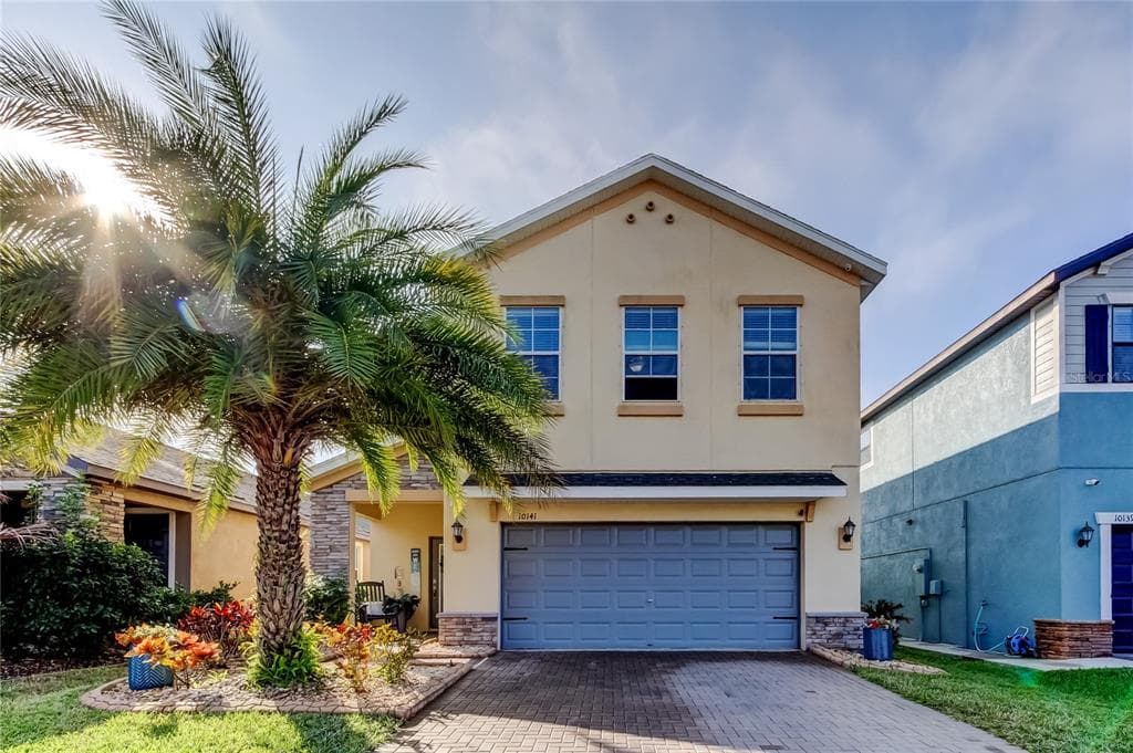 10141 NEWMINSTER LOOP RUSKIN, FL 33573