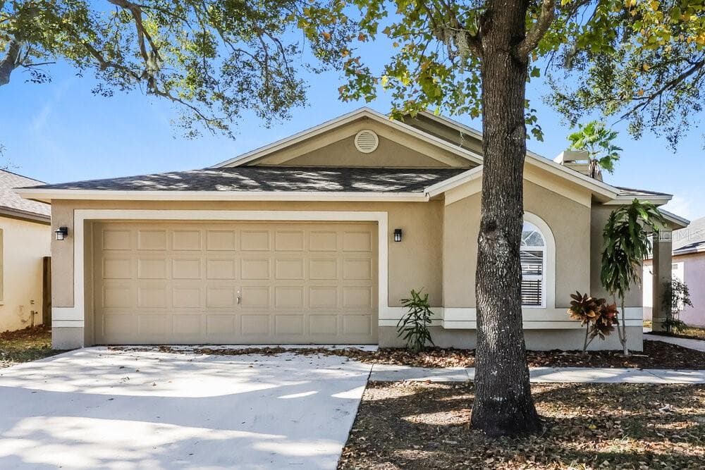538 BETH ANN STREET VALRICO, FL 33594