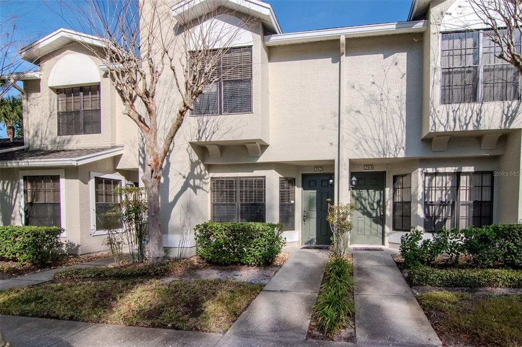 5100 BURCHETTE ROAD UNIT 202 TAMPA, FL 33647