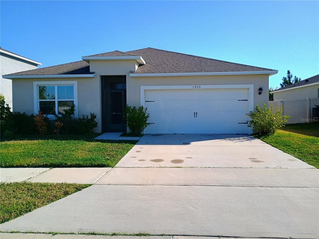 1925 CHAUTAUQUA LANE SANFORD, FL 32771