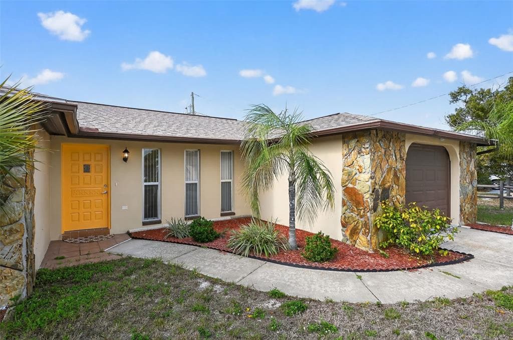 1037 TAMARAC DRIVE HOLIDAY, FL 34690