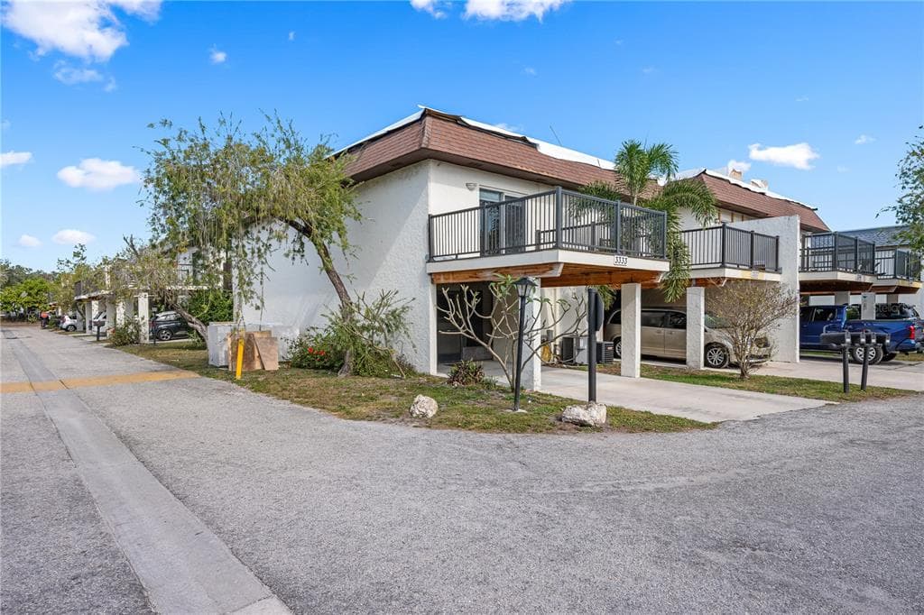 3333 RAMBLEWOOD PLACE SARASOTA, FL 34237