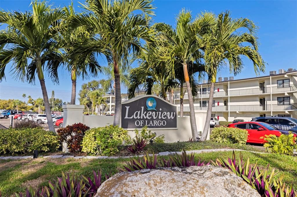 14130 ROSEMARY LANE UNIT 4114 LARGO, FL 33774