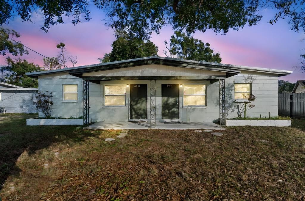 8415-8417 N 47TH STREET TAMPA, FL 33617