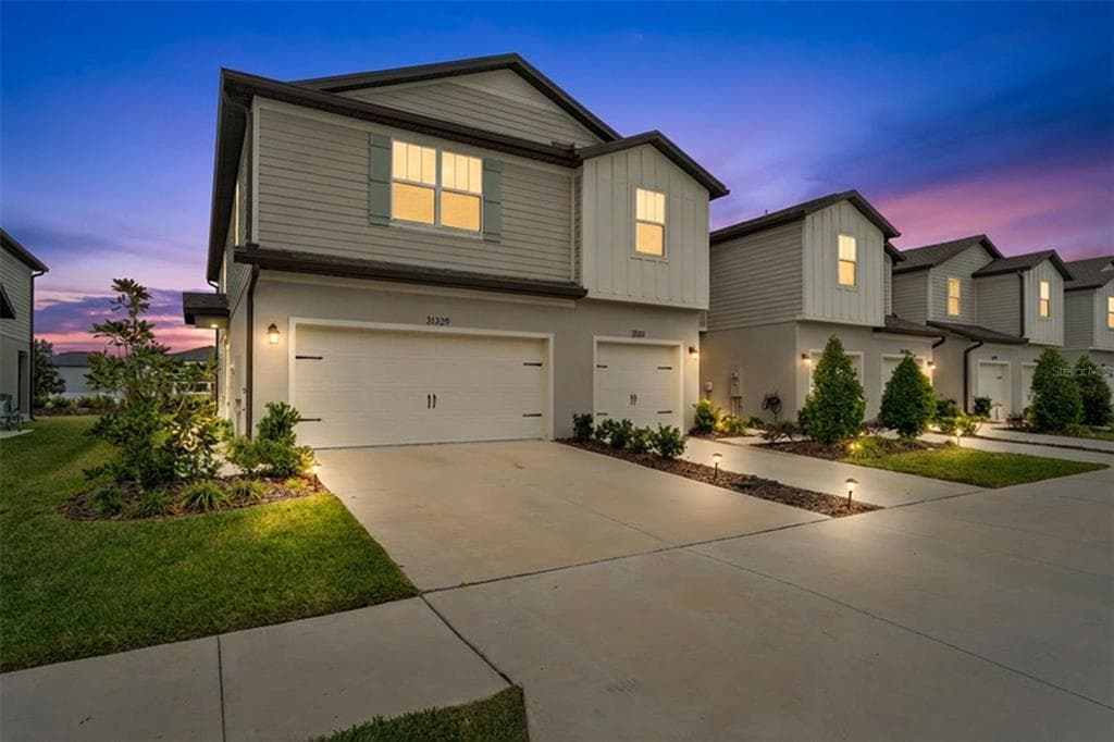 31329 AMBERVIEW BEND WESLEY CHAPEL, FL 33545