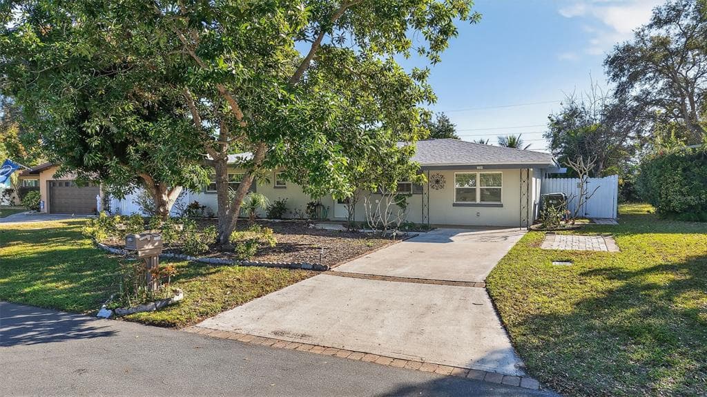 13584 TWIG TERRACE LARGO, FL 33774