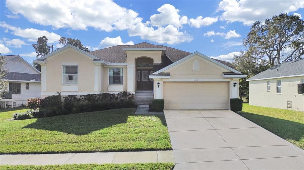 1025 LAKE AVOCA PLACE TARPON SPRINGS, FL 34689
