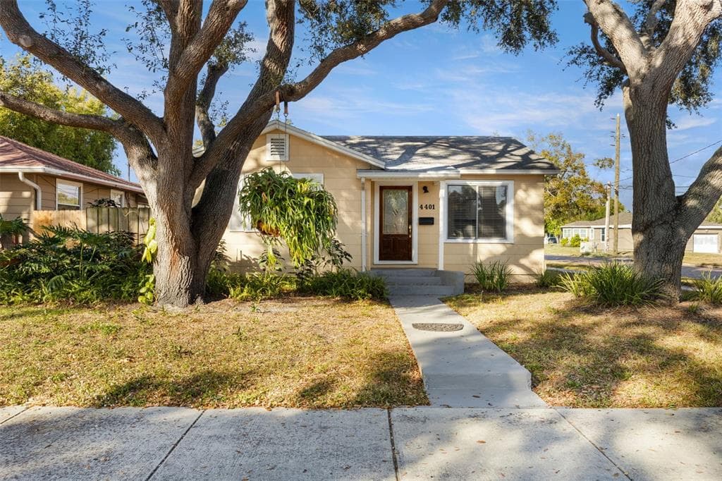 4401 3RD AVENUE N ST PETERSBURG, FL 33713