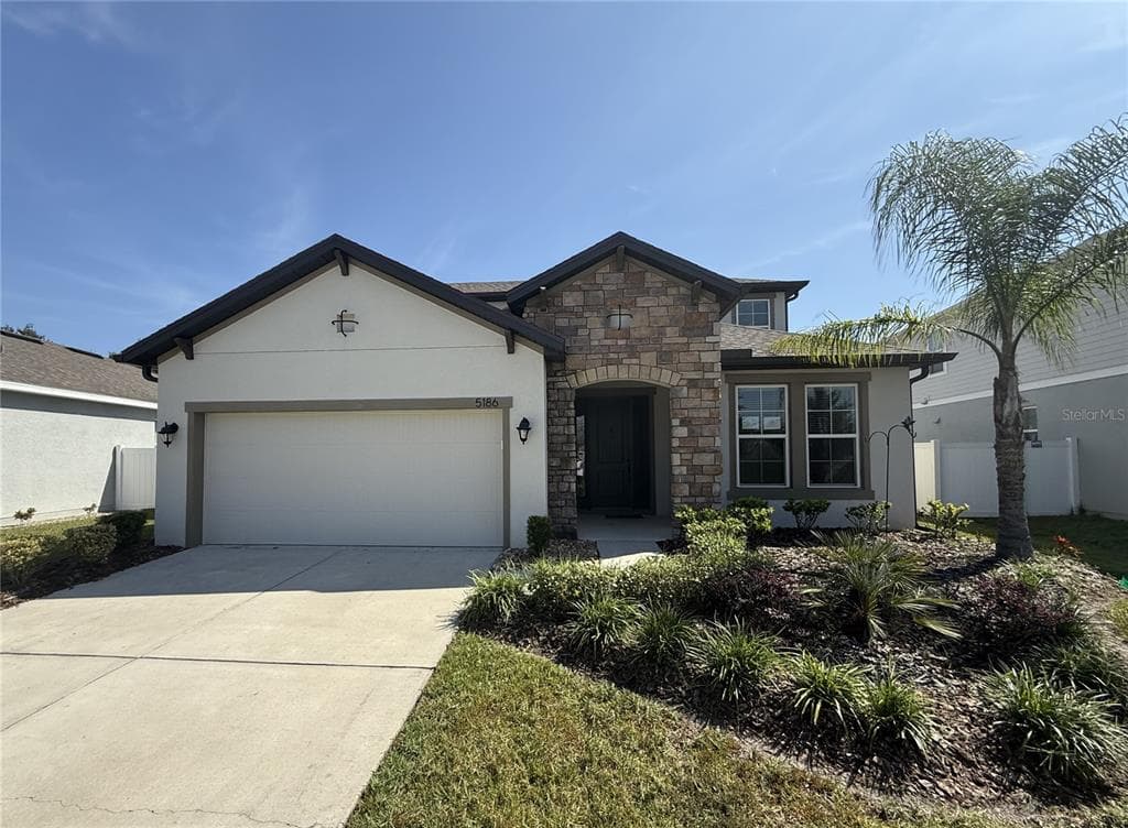 5186 TURTLE BAY DRIVE WESLEY CHAPEL, FL 33545