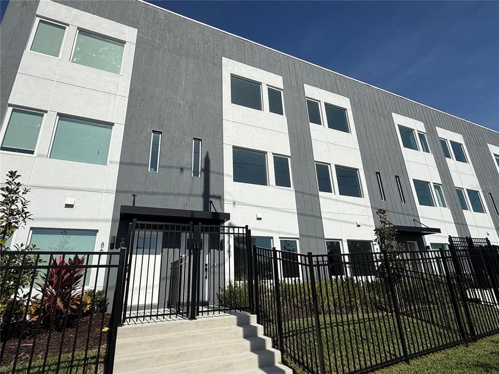 859 6TH AVENUE S ST PETERSBURG, FL 33701