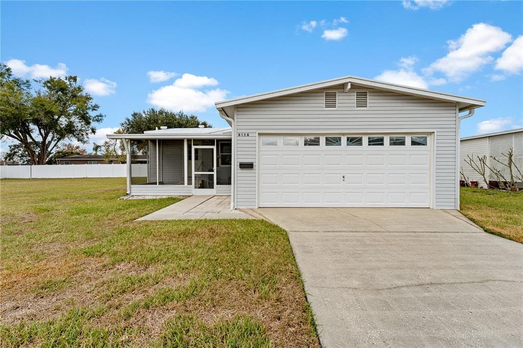6136 RIDGEWAY DRIVE ZEPHYRHILLS, FL 33542