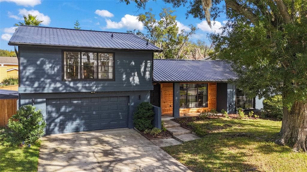 16303 CALIDONIA LANE TAMPA, FL 33624