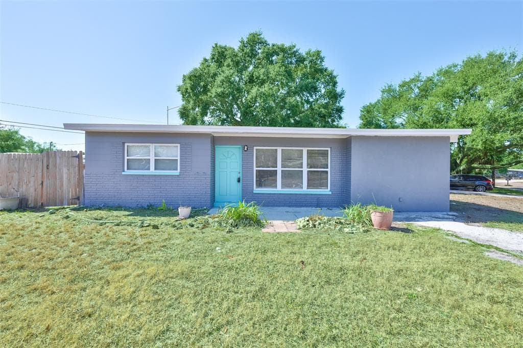 9300 90TH AVENUE SEMINOLE, FL 33777