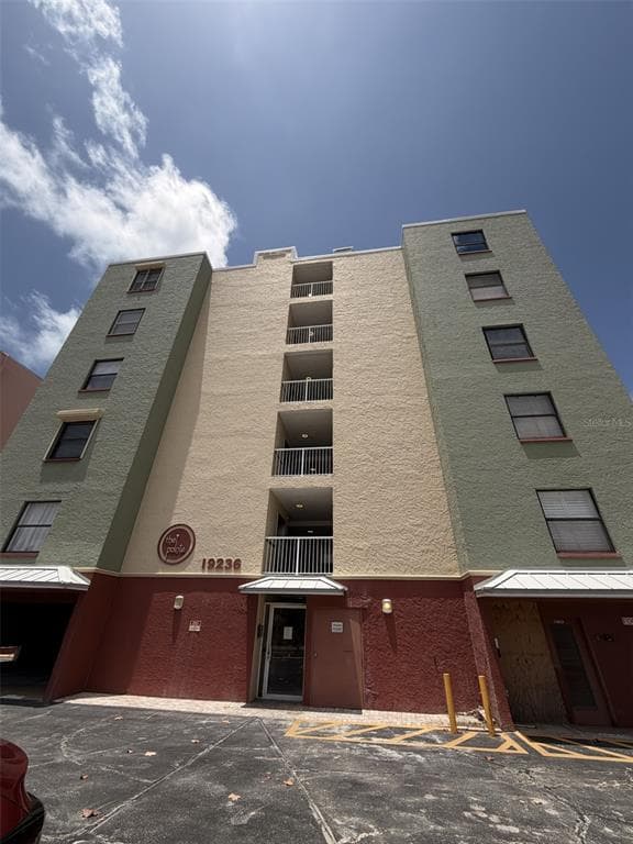 19236 GULF BOULEVARD UNIT 104