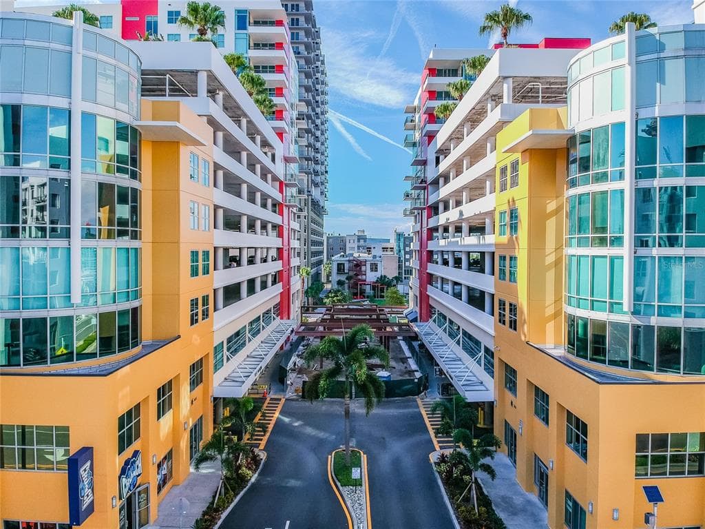 1120 E KENNEDY BOULEVARD UNIT 413 TAMPA, FL 33602