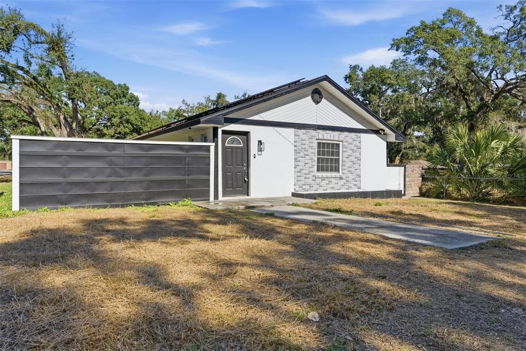 502 TWEED AVENUE SEFFNER, FL 33584
