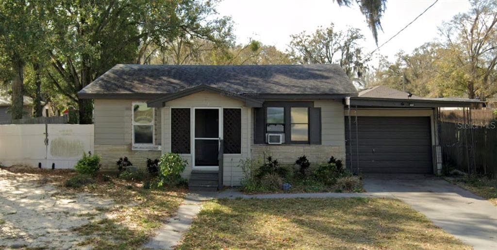 718 CREVASSE STREET LAKELAND, FL 33805