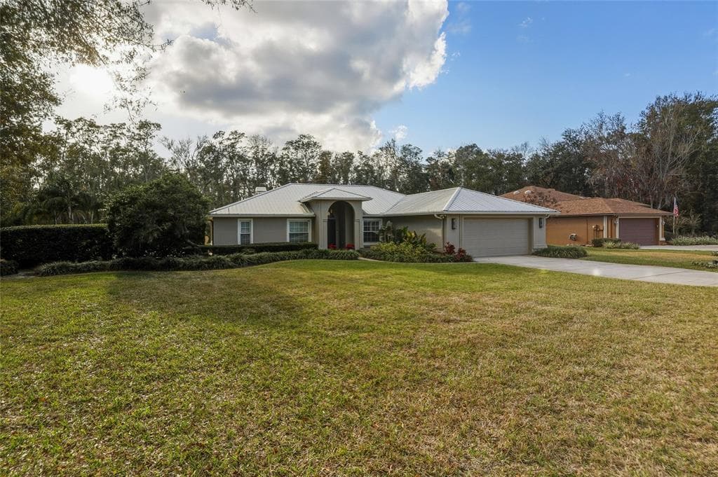 5475 SADDLEBROOK WAY WESLEY CHAPEL, FL 33543