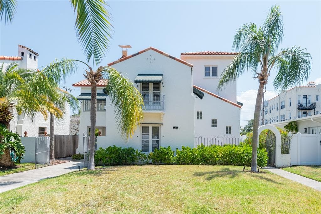 53 ALBEMARLE AVENUE