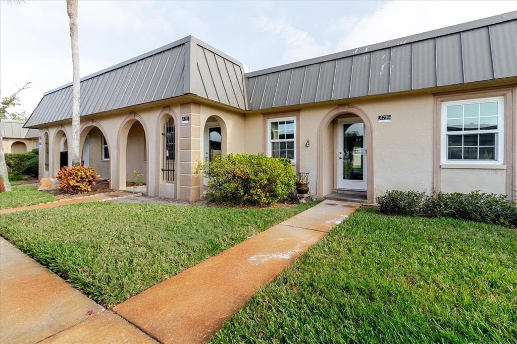 4235 STRATFORD DRIVE UNIT NA NEW PORT RICHEY, FL 34652