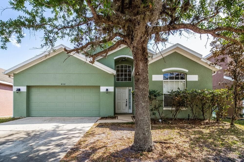 4316 CREEKS RUN BOULEVARD KISSIMMEE, FL 34746