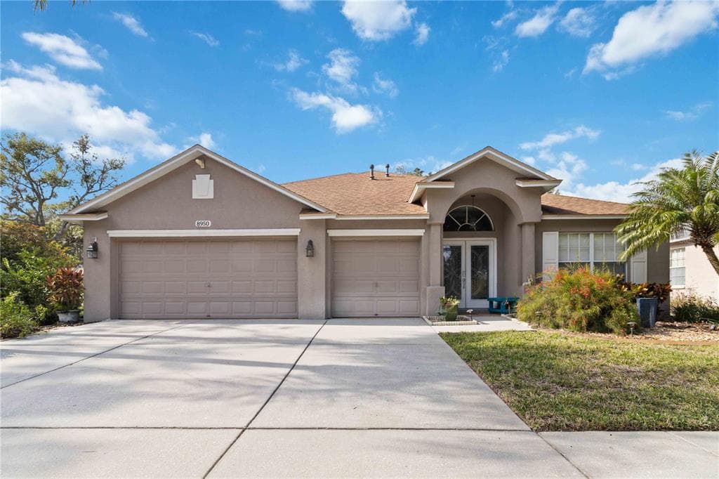 8950 ABERDEEN CREEK CIRCLE RIVERVIEW, FL 33569