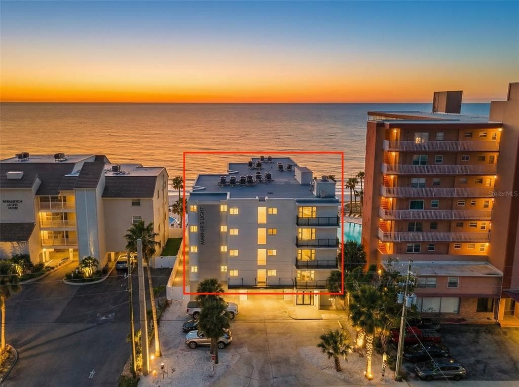 16332 GULF BOULEVARD UNIT 2B REDINGTON BEACH, FL 33708