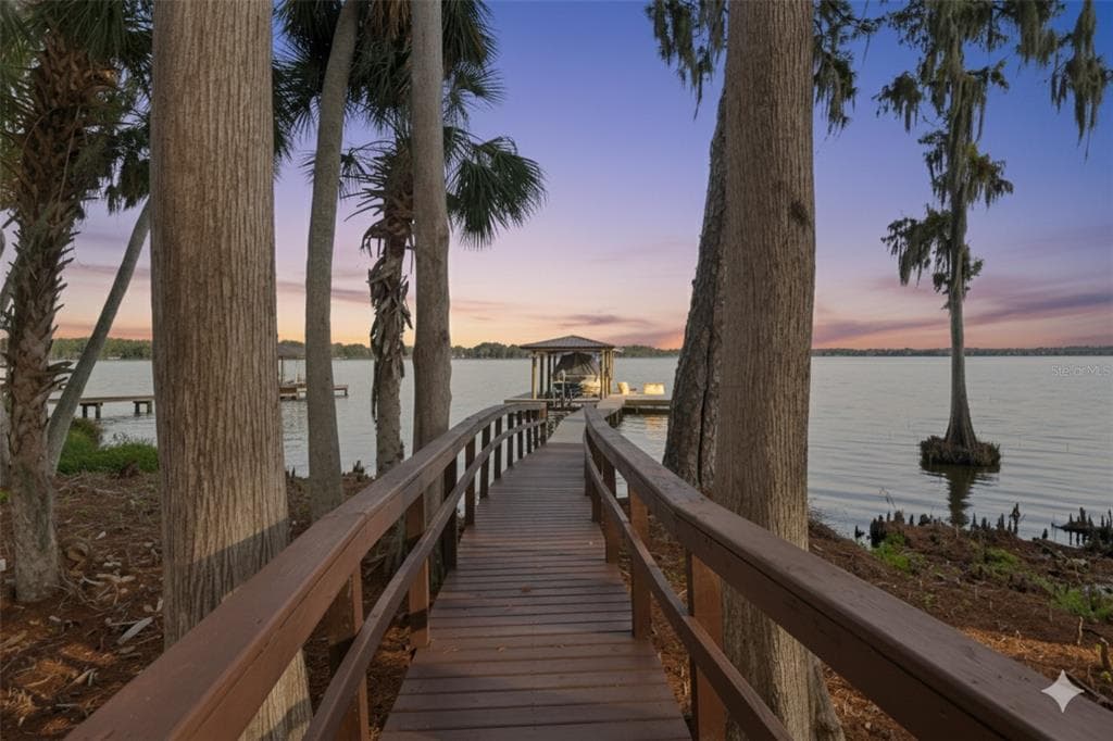 1440 KEYSTONE RIDGE CIRCLE TARPON SPRINGS, FL 34688