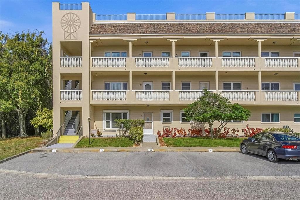 2170 AMERICUS BOULEVARD S UNIT 1 CLEARWATER, FL 33763