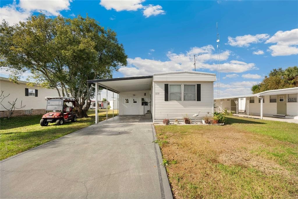 5339 JO STREET ZEPHYRHILLS, FL 33542