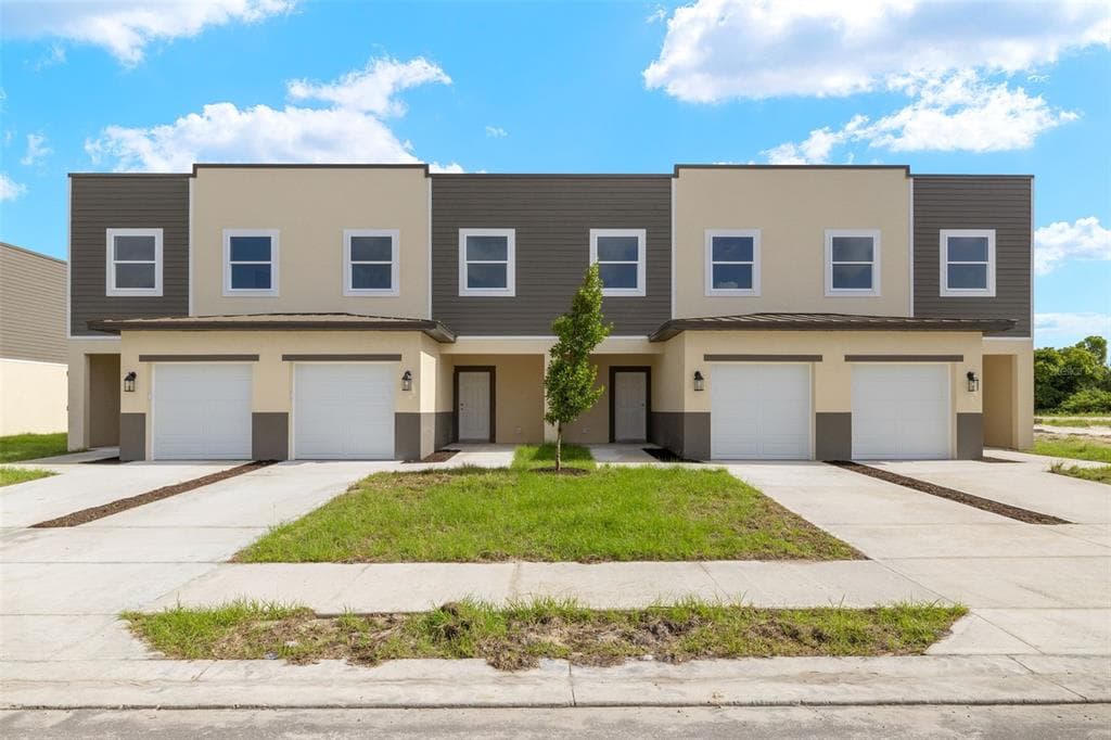 14985 SUNSET EVE LOOP FORT MYERS, FL 33919
