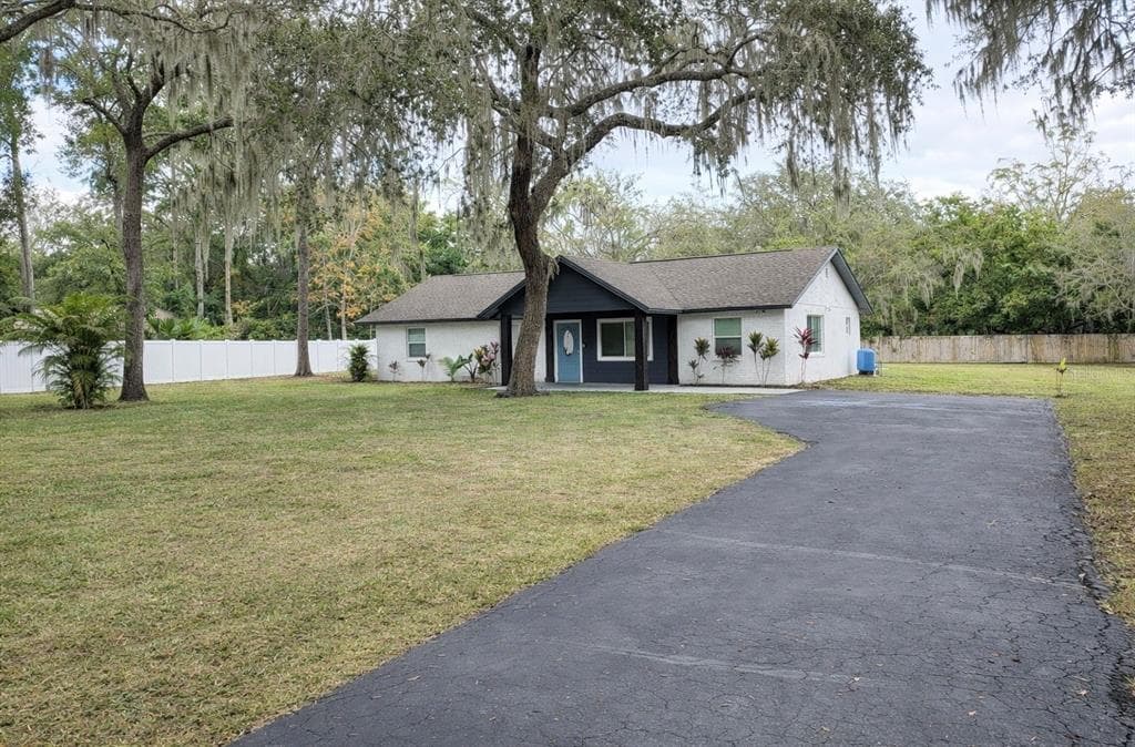 8004 ALAFIA RIDGE ROAD RIVERVIEW, FL 33569