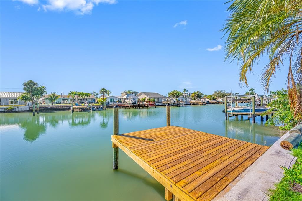 7930 CAUSEWAY BOULEVARD S ST PETERSBURG, FL 33707