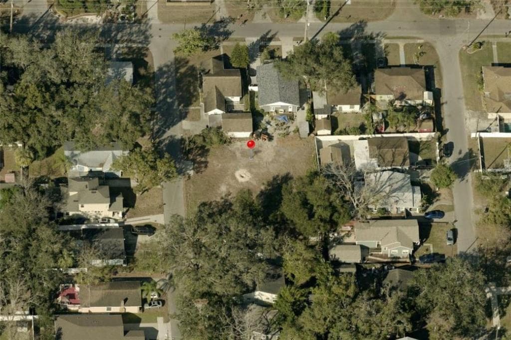 6915 N HIGHLAND AVENUE TAMPA, FL 33604