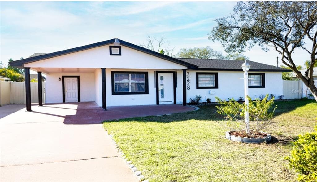 3228 W GROVE STREET TAMPA, FL 33614