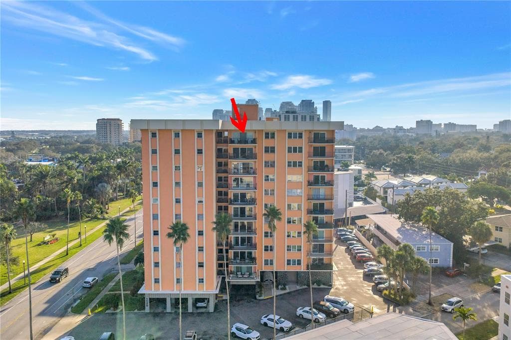 1120 N SHORE DRIVE NE UNIT 1103 ST PETERSBURG, FL 33701