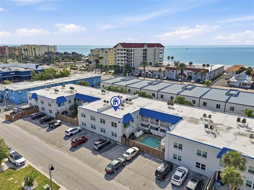 17035 GULF BOULEVARD UNIT 113 NORTH REDINGTON BEACH, FL 33708