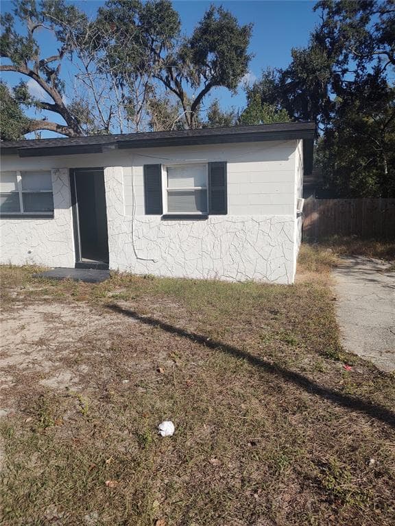 1401 E SITKA STREET UNIT B TAMPA, FL 33604