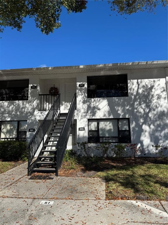 4506 S OAK DRIVE UNIT S42 TAMPA, FL 33611