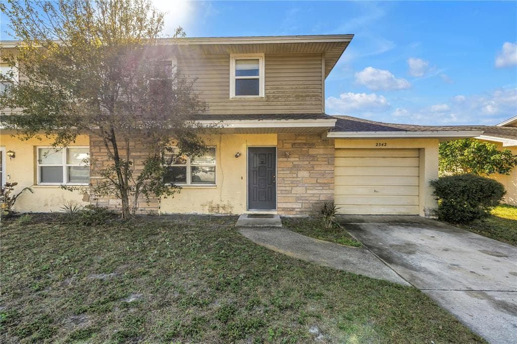 2542 WILSON AVENUE LARGO, FL 33770