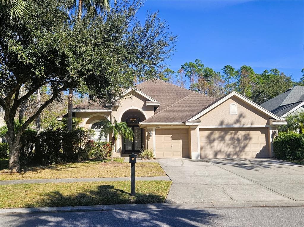 10441 GREENDALE DRIVE TAMPA, FL 33626