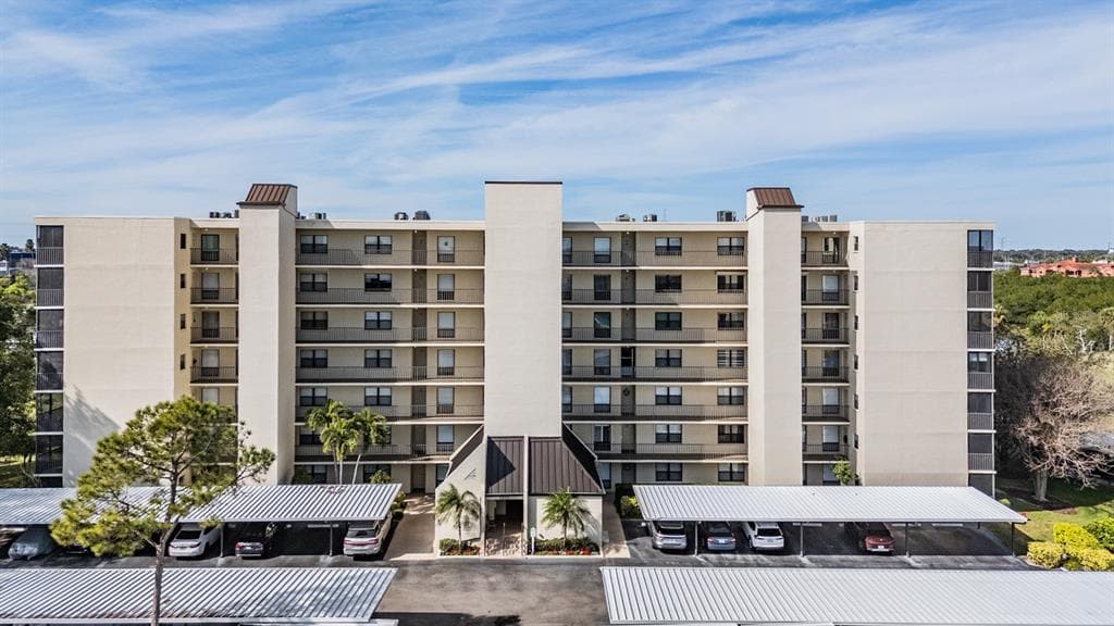 3200 COVE CAY DRIVE UNIT 5A CLEARWATER, FL 33760