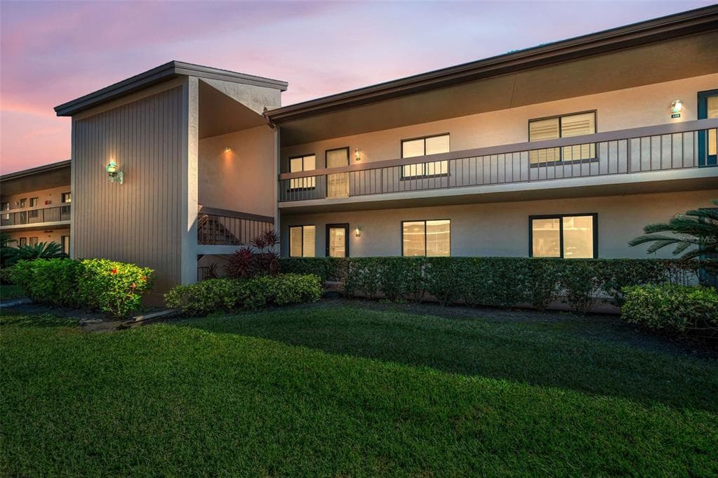 107 MARY DRIVE UNIT 107 OLDSMAR, FL 34677