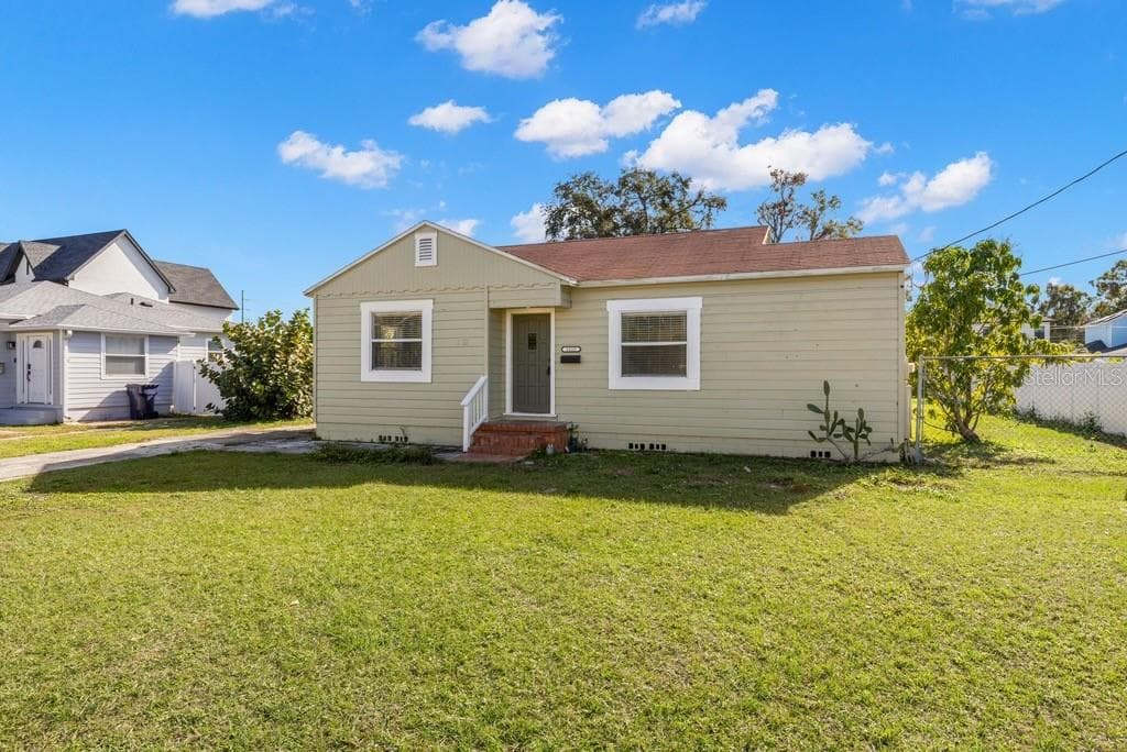1112 W PENINSULAR STREET TAMPA, FL 33603