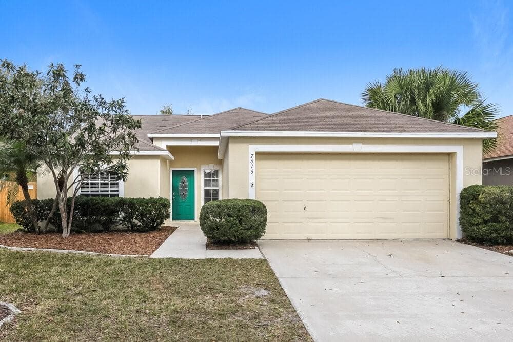 7616 BRISTOL PARK DRIVE APOLLO BEACH, FL 33572