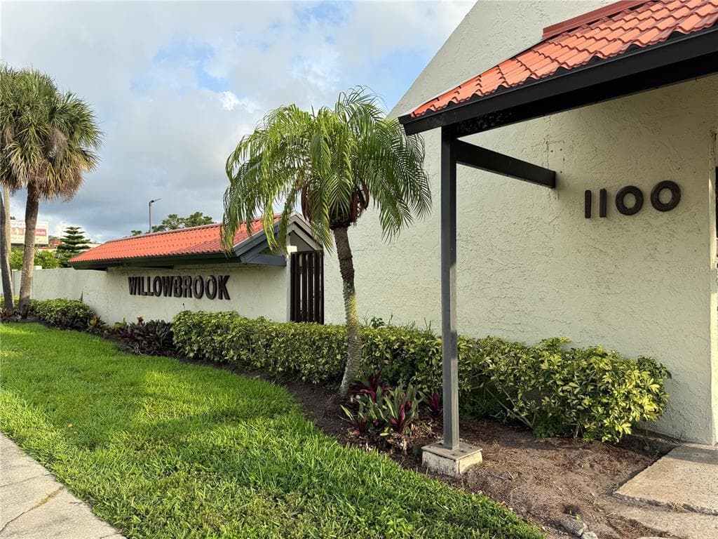 1100 E BAY DRIVE UNIT 35