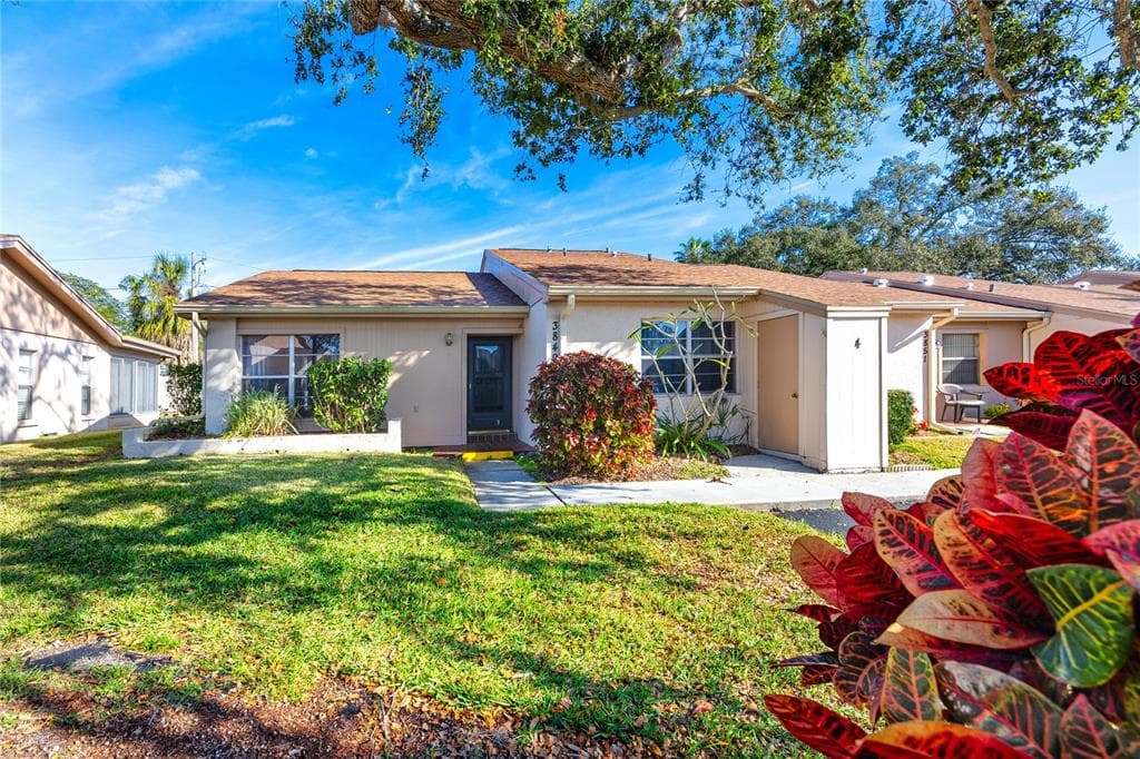 3849 STAYSAIL LANE HOLIDAY, FL 34691