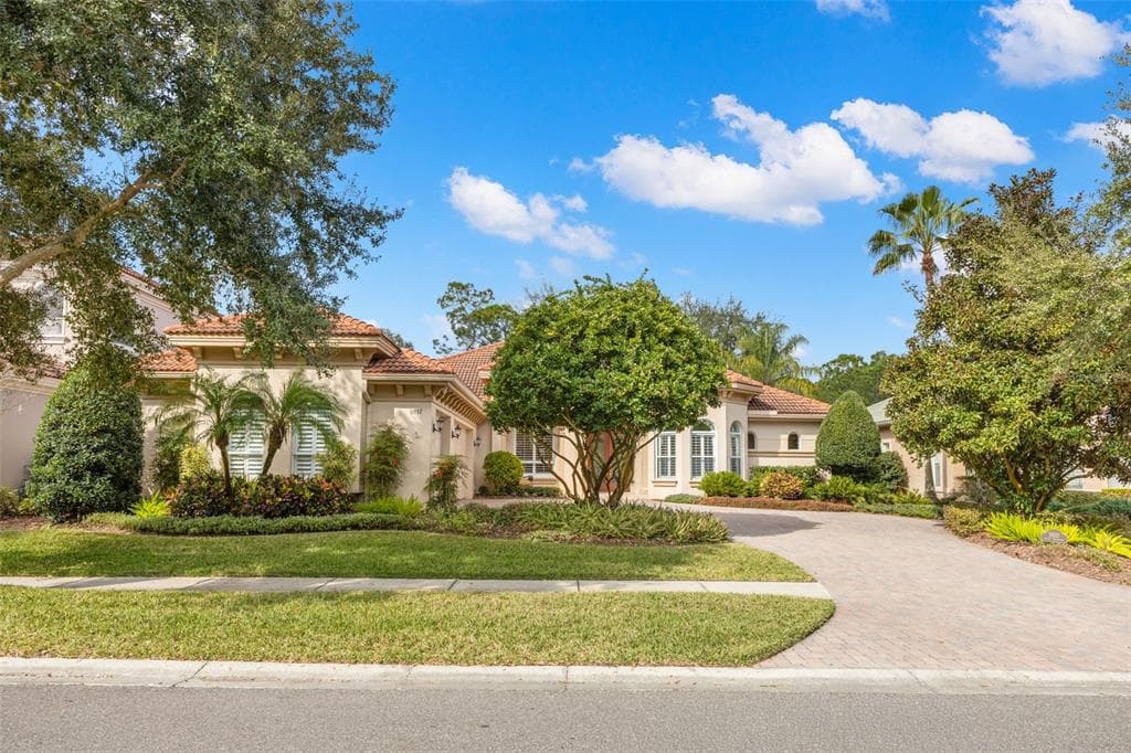 11932 ROYCE WATERFORD CIRCLE TAMPA, FL 33626